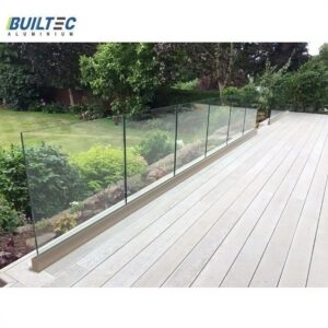 Balcony glass railing